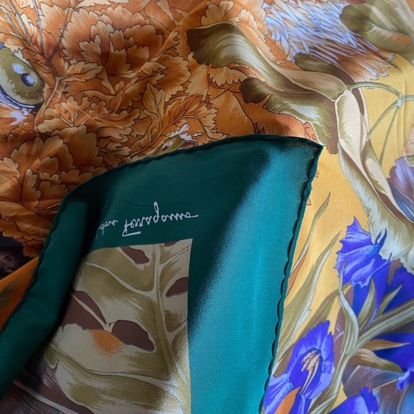 SALVATORE Ferragamo fix silk scarf with hand rolled edges - Picture 15 of 17